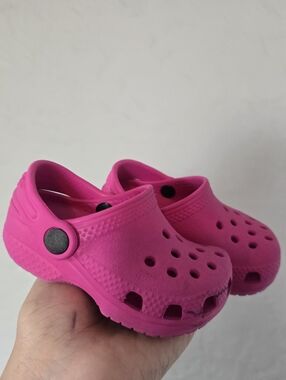 Crocs Classic Clog good condition 2/3c